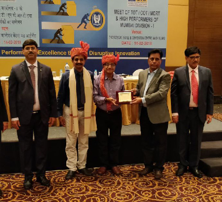 MDRT 2018 Award Felicitated by Zonal Manager LIC